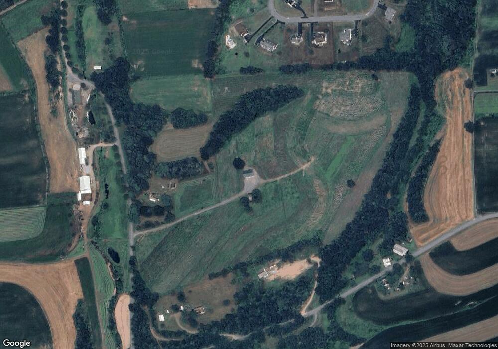 28 Arrow Rd, New Ringgold, PA 17960 - photo 1