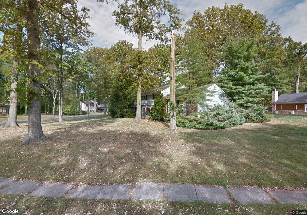 2 Huntington Rd, Edison, NJ 08820 - photo 1