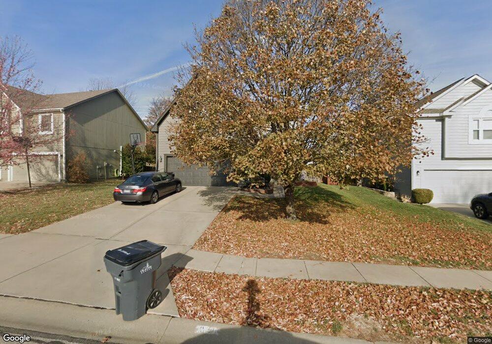 13720 W 149th St, Olathe, KS 66062 - photo 1