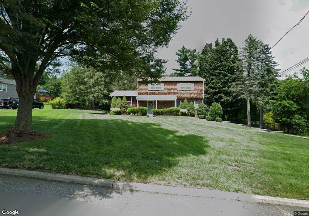 15 Wilton Dr, Allendale, NJ 07401 - photo 1