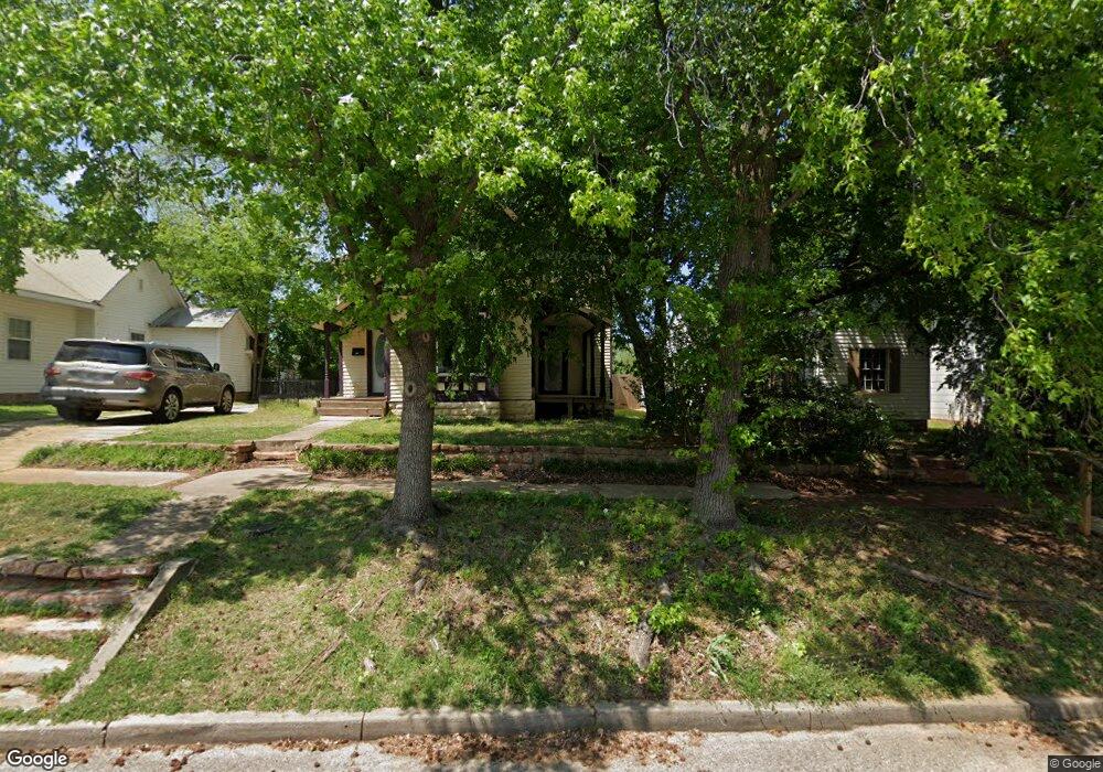 415 N Broad St, Guthrie, OK 73044 - photo 1