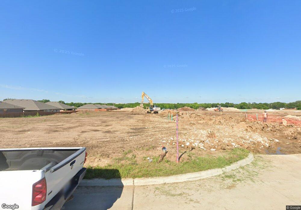 1401 Dry Creek Dr, Cleburne, TX 76033 - photo 1