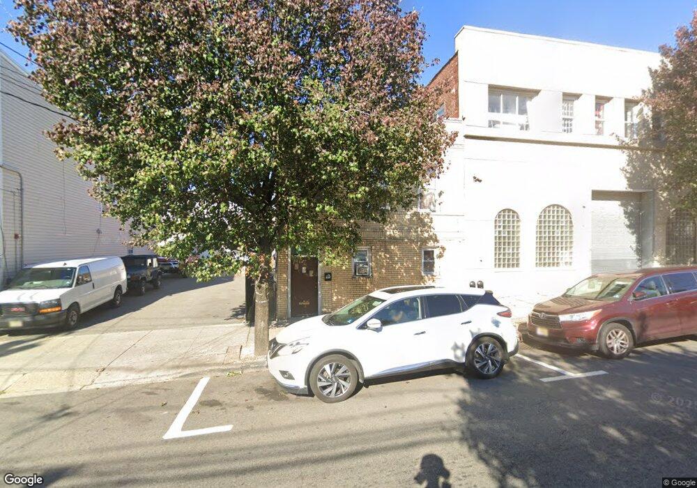 221 Anderson Ave, Fairview, NJ 07022 - photo 1