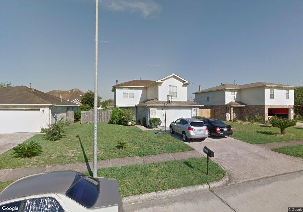 9915 Pierre Ct, Houston, TX 77089 - photo 1