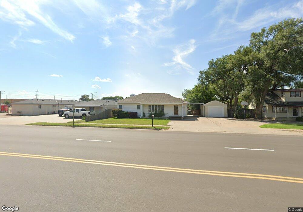1023 S Main St, Hugoton, KS 67951 - photo 1