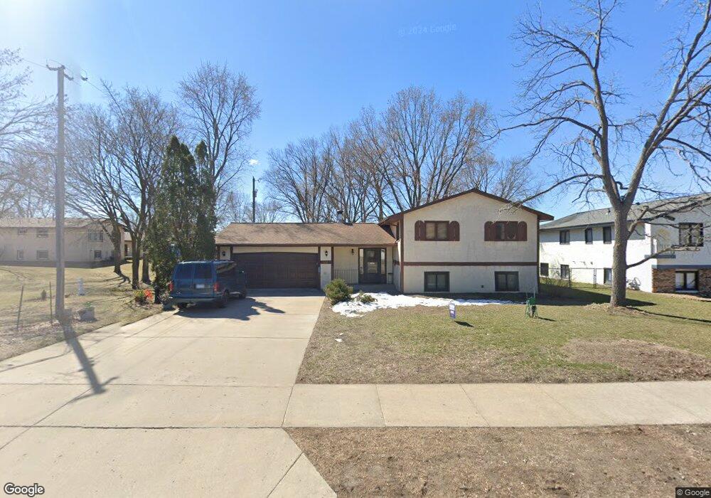 678 79th Ave NE, Minneapolis, MN 55432 - photo 1