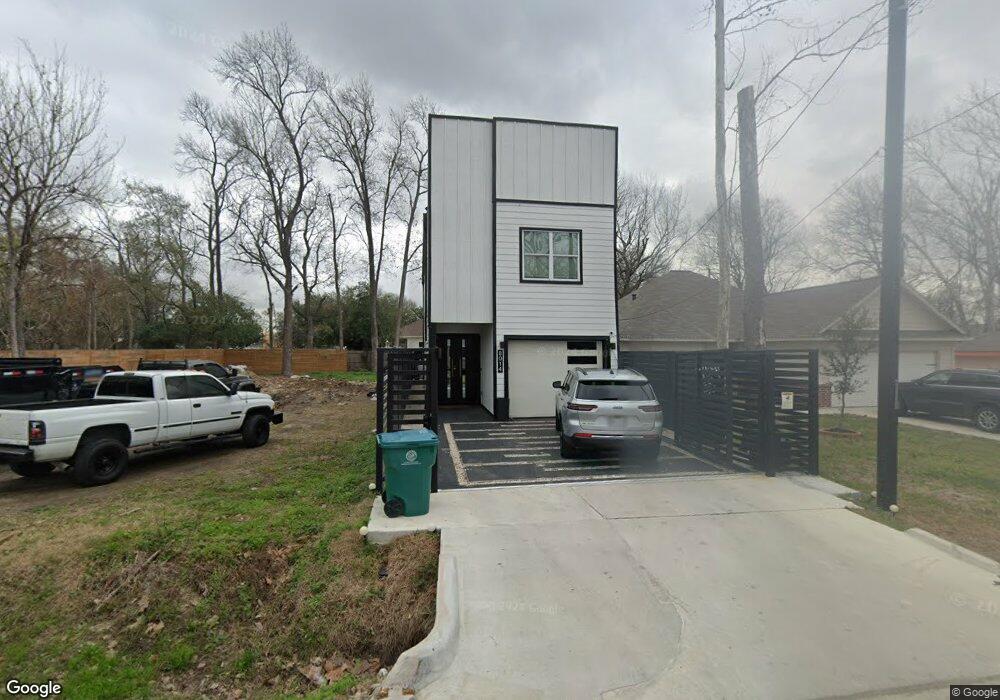 8014 Phillips St, Houston, TX 77088 - photo 1