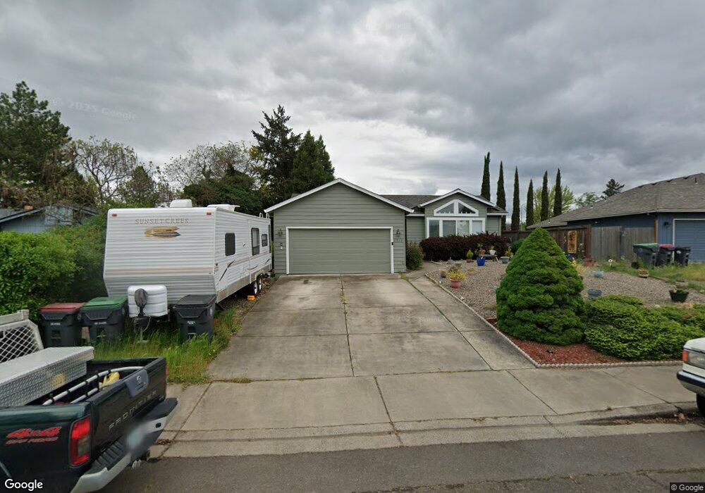 2858 Crystal Dr, Medford, OR 97504 - photo 1