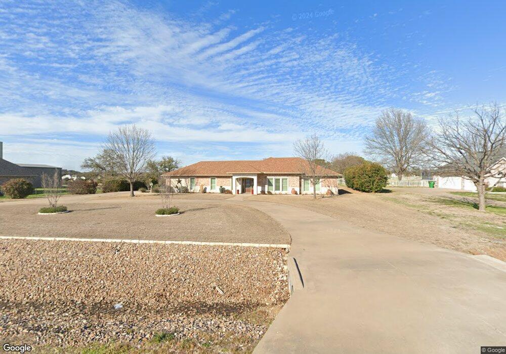 2104 W Emerald Bend Ct, Granbury, TX 76049 - photo 1