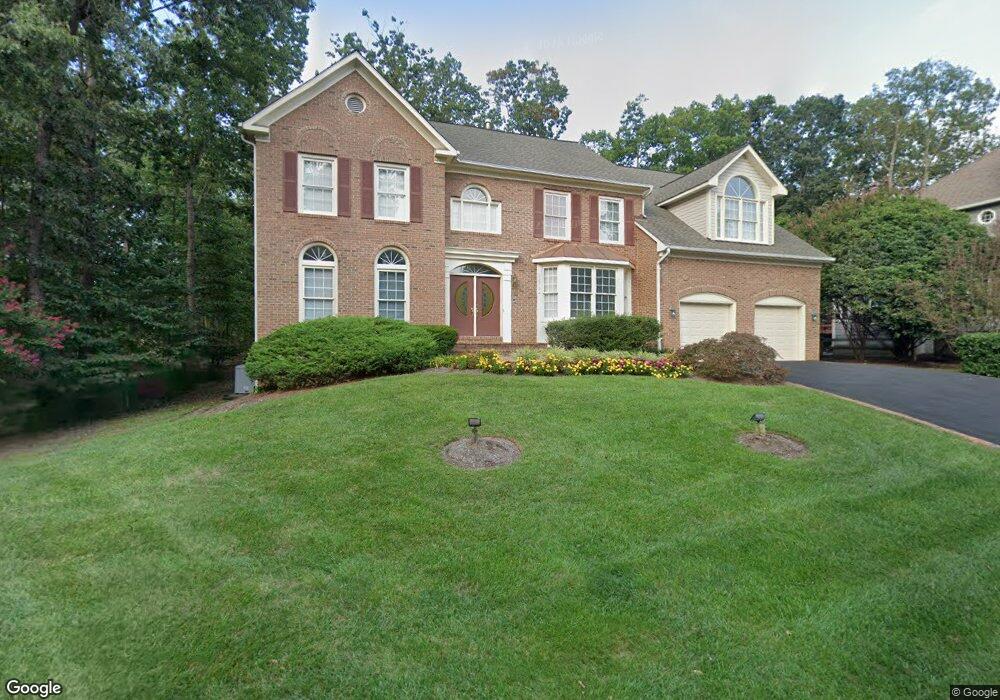 12724 Pond Crest Ln, Herndon, VA 20171 - photo 1