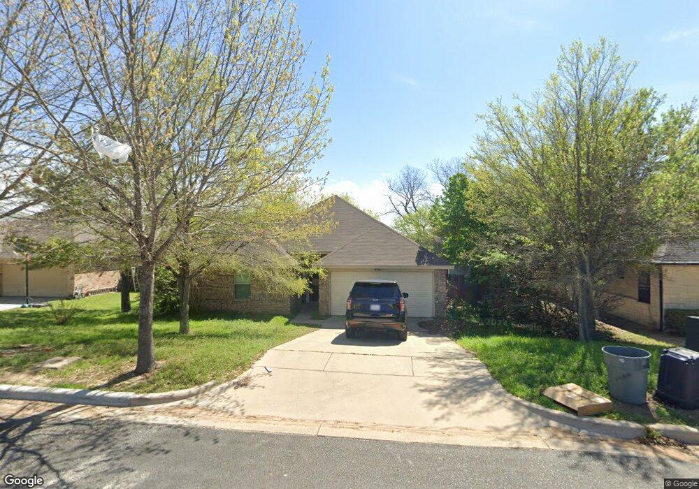 202 Willow Creek Dr unit DRIVE, Weatherford, TX 76085 - photo 1