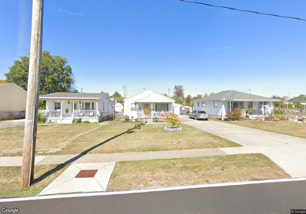 1661 E 36th St, Lorain, OH 44055 - photo 1