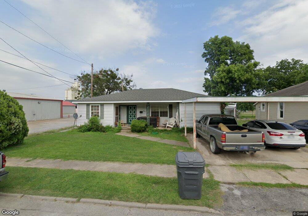 216 A St SW, Ardmore, OK 73401 - photo 1