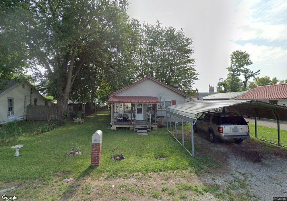 411 Center St, Columbus, IN 47201 - photo 1