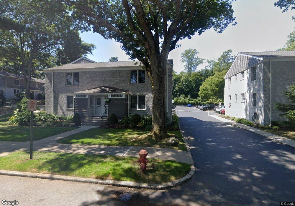 41 Glen Keith Rd unit 41L, Glen Cove, NY 11542 - photo 1