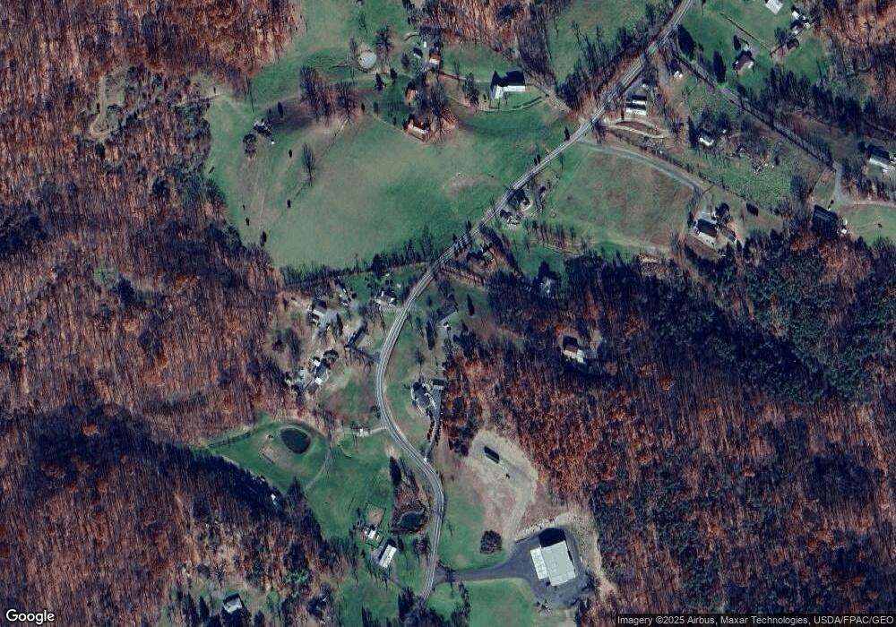 10523 Knobley Rd, Keyser, WV 26726 - photo 1