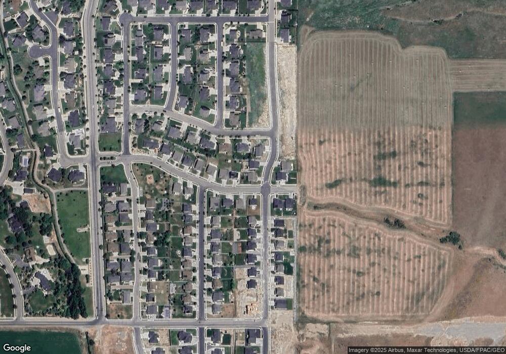 471 S 1140 E unit 1008, Smithfield, UT 84335 - photo 1