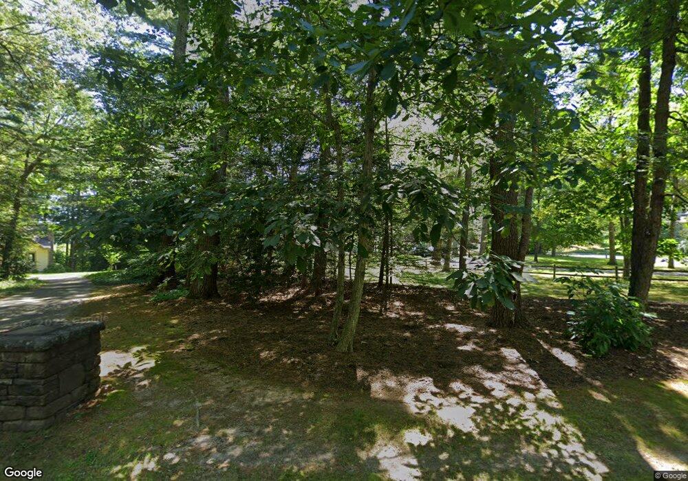 102 N Saddle Ridge, West Simsbury, CT 06092 - photo 1