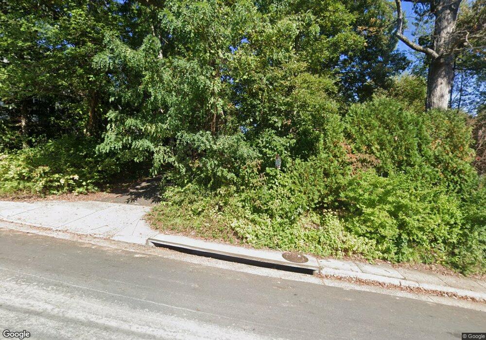 2321 Highland Ave, Falls Church, VA 22046 - photo 1