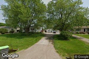 5N762 Meredith Rd, Maple Park, IL 60151