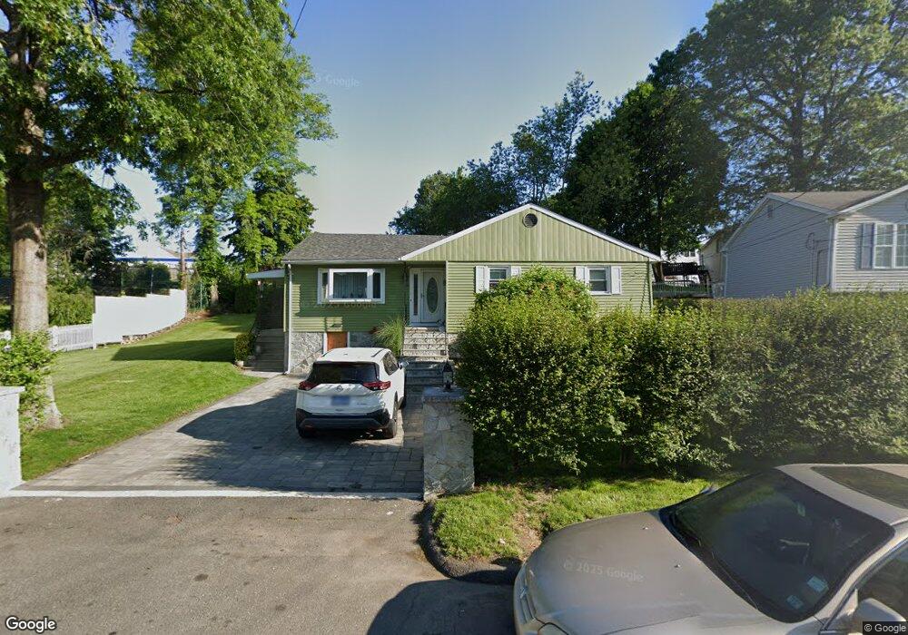 65 Lydia St, West Haven, CT 06516 - photo 1