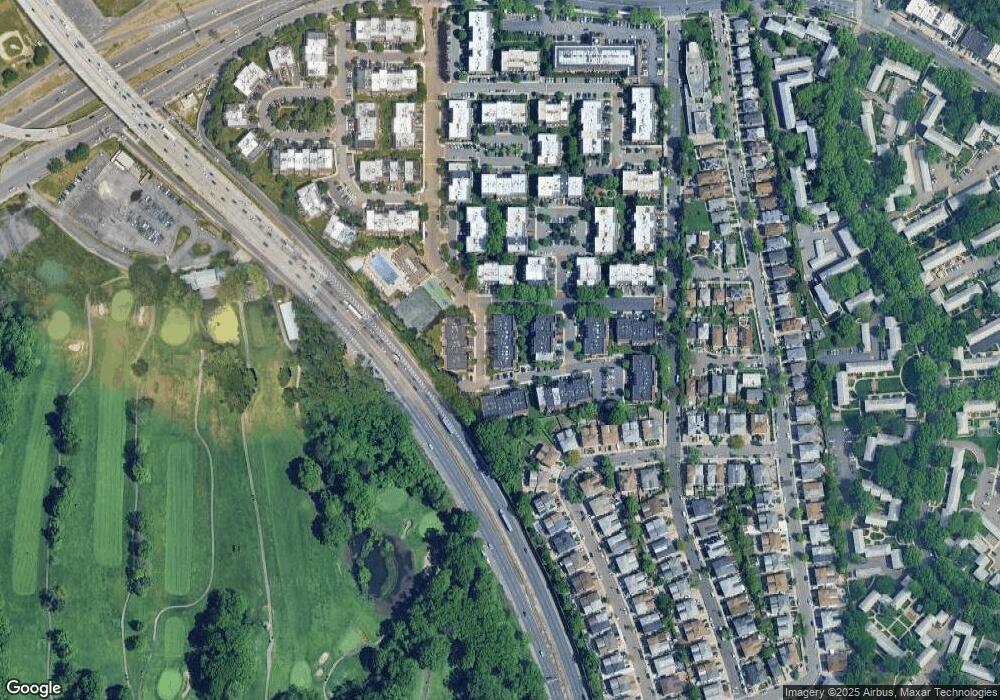 1411 Bonnie Ln unit 19106, Bayside, NY 11360 - photo 1