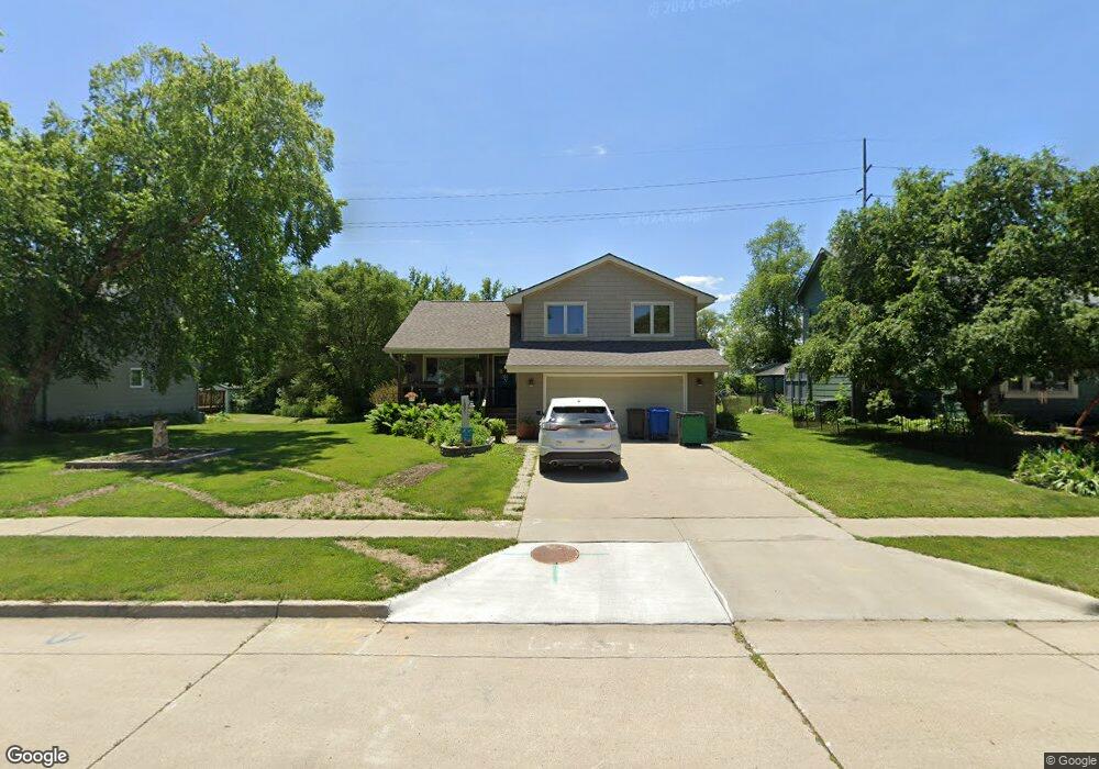 1801 E Maish Ave, Des Moines, IA 50320 - photo 1