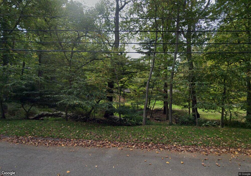 94 Bentwood Dr, Stamford, CT 06903 - photo 1