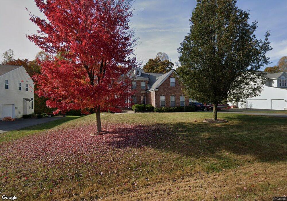 10310 Rolling Ridge Dr, Spotsylvania, VA 22553 - photo 1