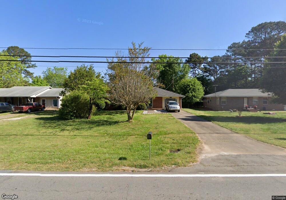 320 E Broad St, Winder, GA 30680 - photo 1