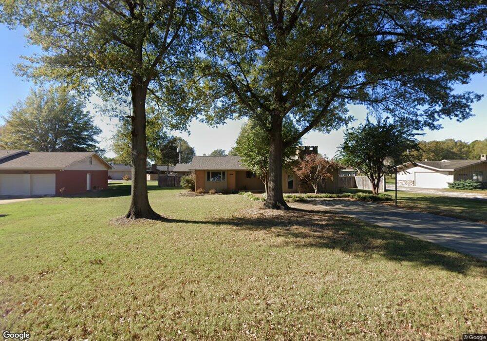 2008 Fairway St, Stuttgart, AR 72160 - photo 1