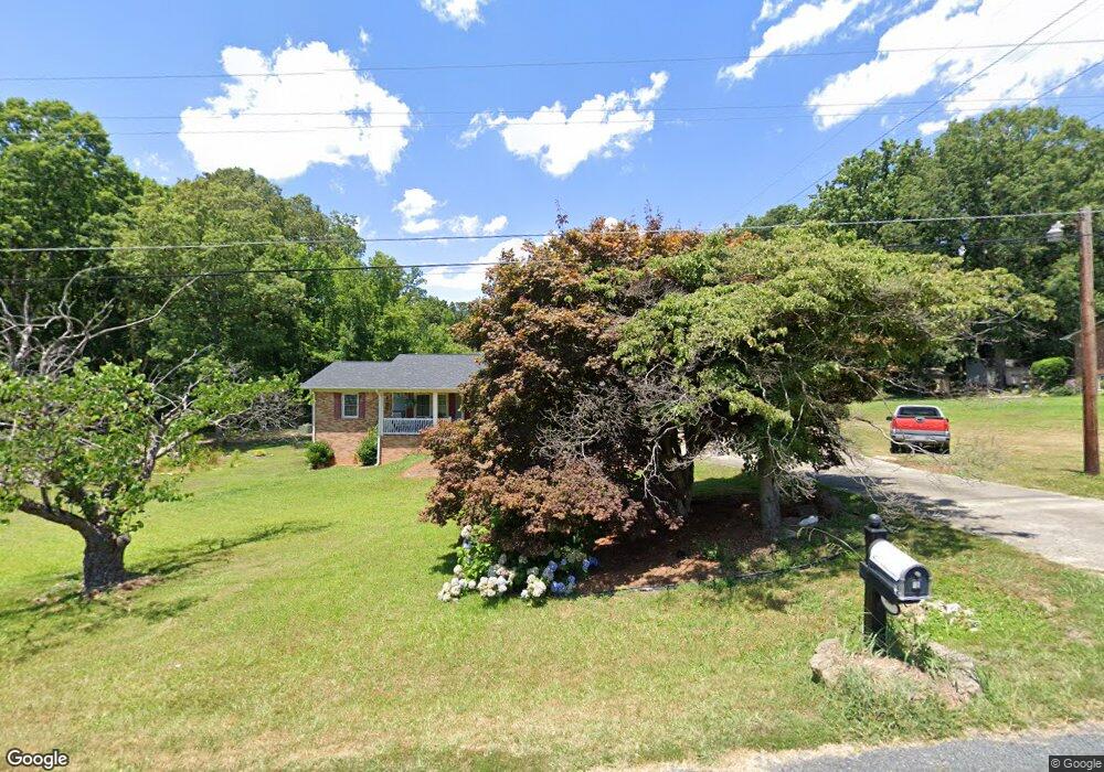 379 Clearview Dr, Asheboro, NC 27205 - photo 1