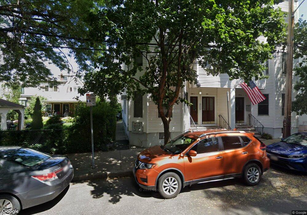 207 Charles St, Cambridge, MA 02141 - photo 1