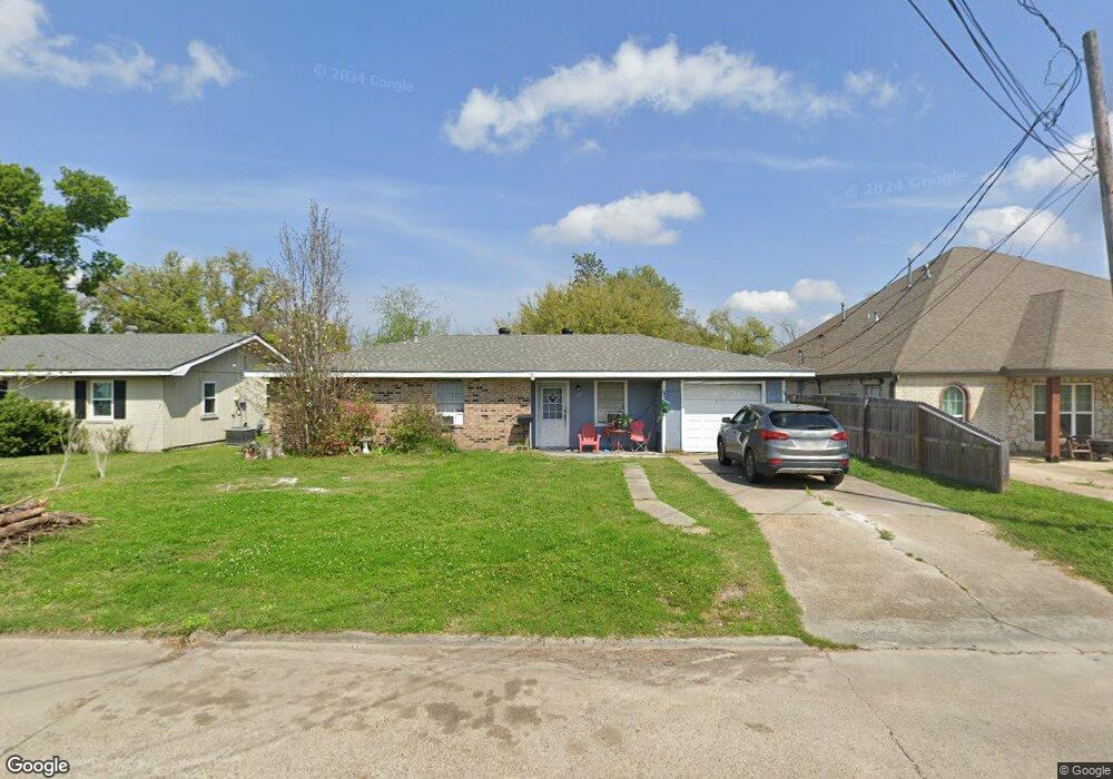 1301 S Elton Ct, Lake Charles, LA 70607 - photo 1