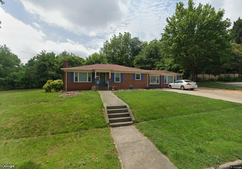 335 Holland Dr, Statesville, NC 28677 - photo 1