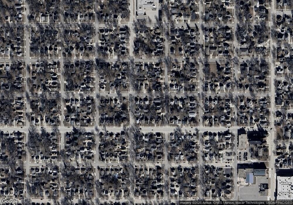 807 5th Ave NW, Austin, MN 55912 - photo 1