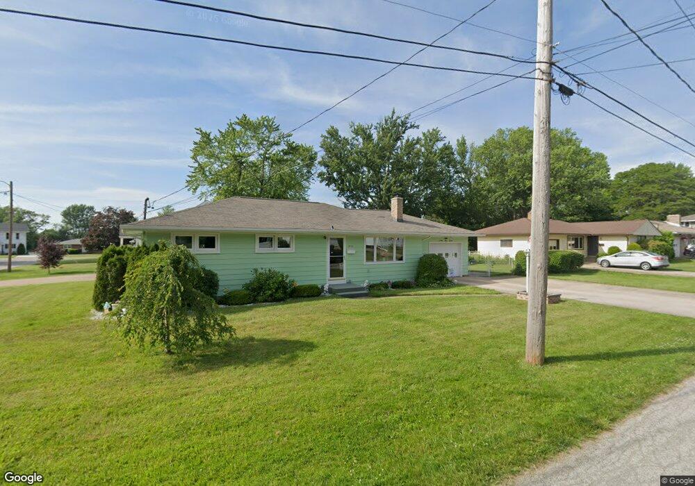 2918 W 31st St, Erie, PA 16506 - photo 1