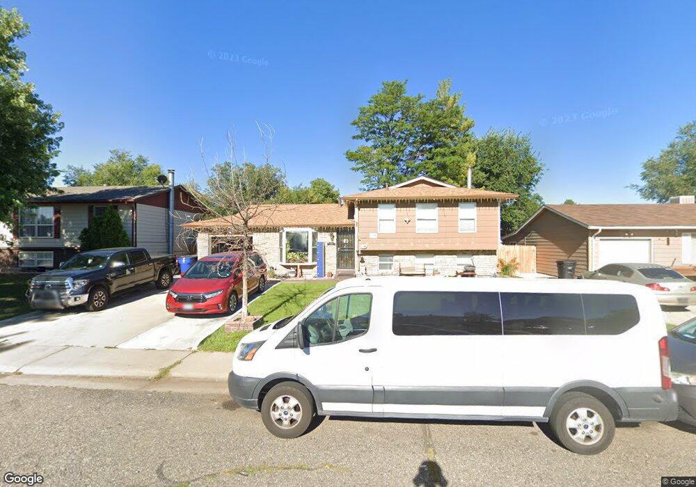 1055 Mobile St, Aurora, CO 80011 - photo 1