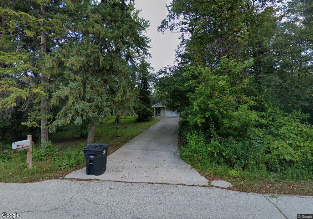 N75W15382 Colony Rd, Menomonee Falls, WI 53051 - photo 1