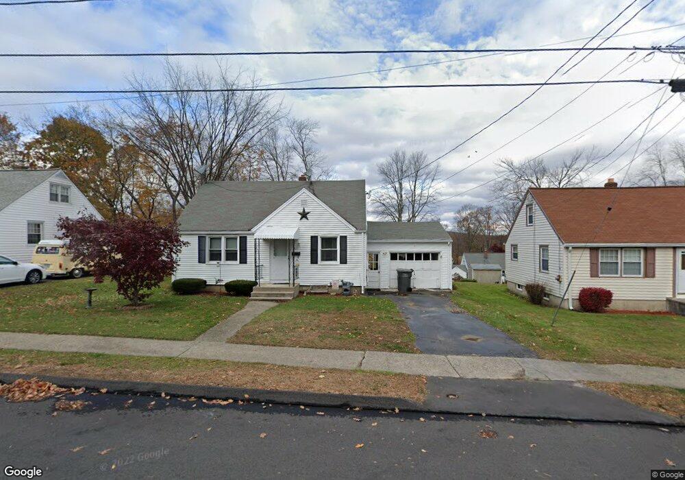 321 N Hoadley St, Naugatuck, CT 06770 - photo 1