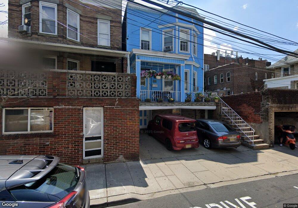 533 47th St, Union City, NJ 07087 - photo 1