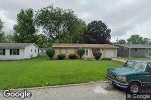 65 Oriole Dr, Decatur, IL 62526