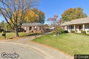 9001 Harwich Place, Louisville, KY 40242