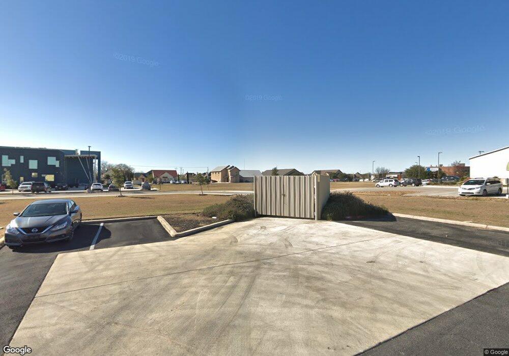 1427 Hanz Dr, New Braunfels, TX 78130 - photo 1