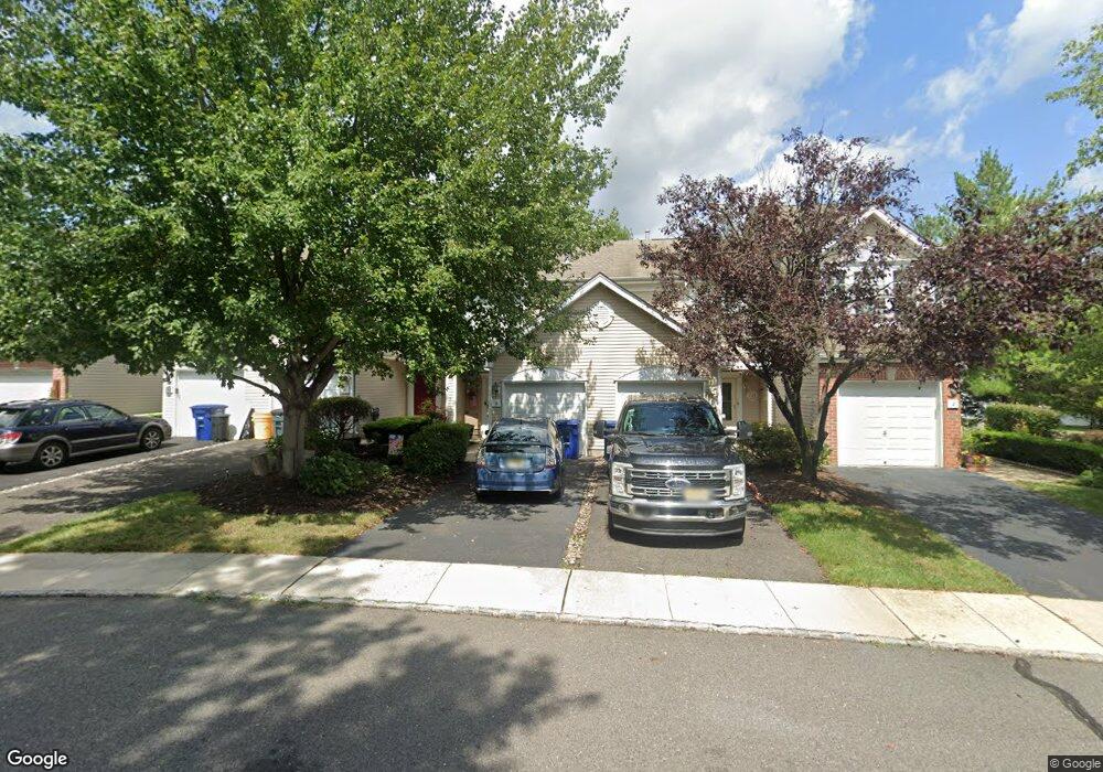 8 Augusta Dr, Columbus, NJ 08022 - photo 1