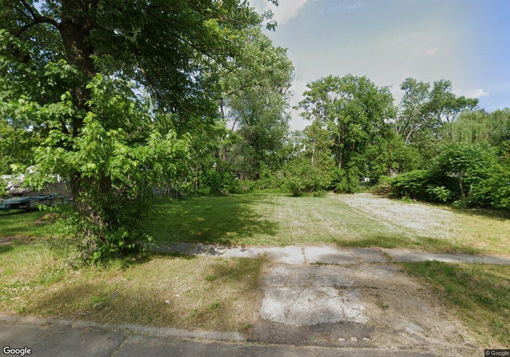 2408 N Vernon Ave, Flint, MI 48506 - photo 1