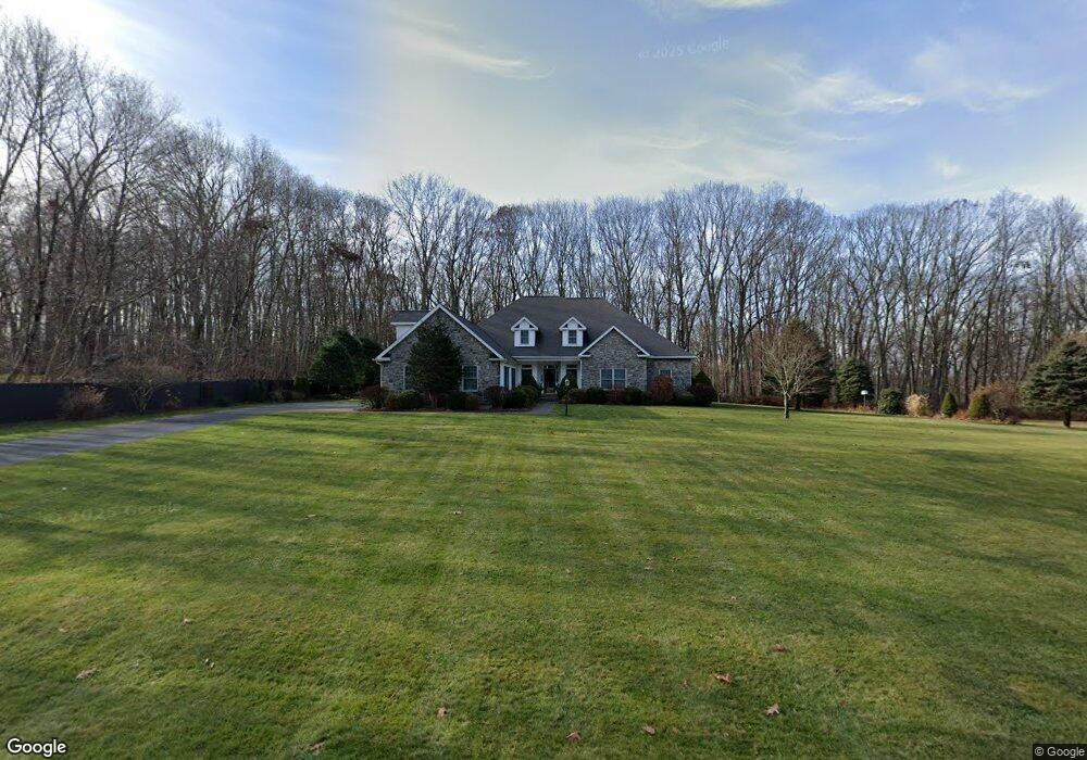 10 Homestead Ln, Columbia, CT 06237 - photo 1