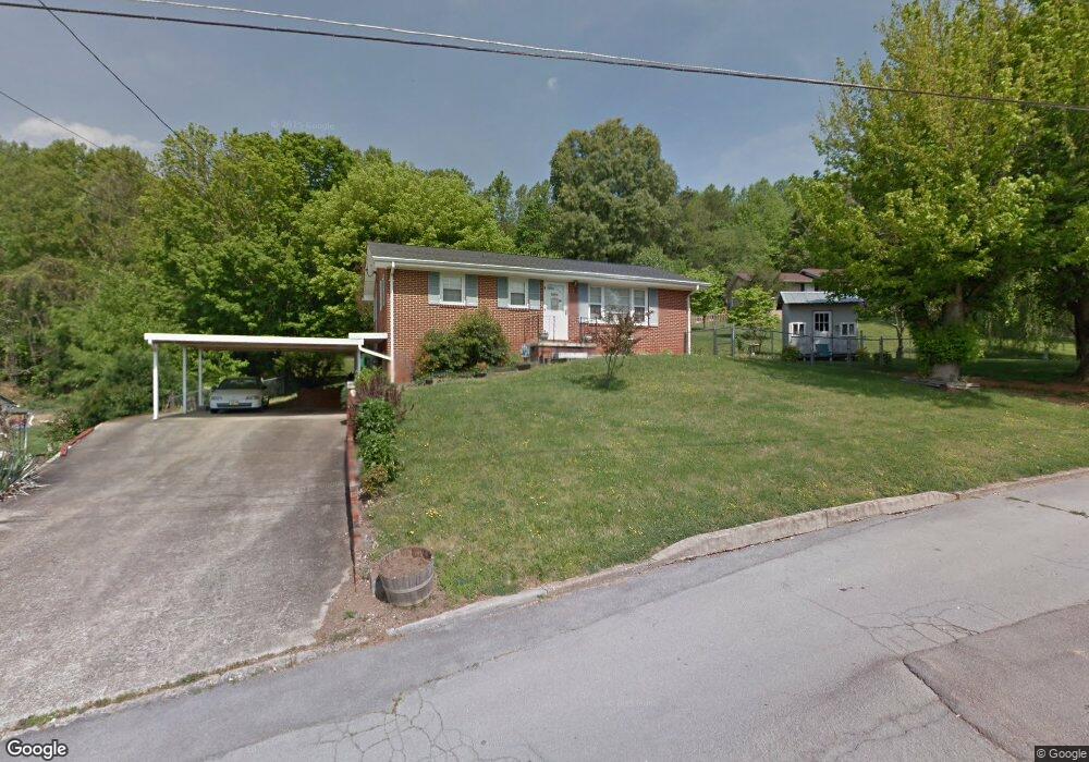 1407 Valley View Dr, Johnson City, TN 37601 - photo 1