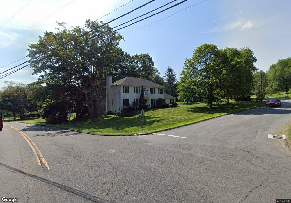 10 Curtis Rd, Middlebury, CT 06762 - photo 1