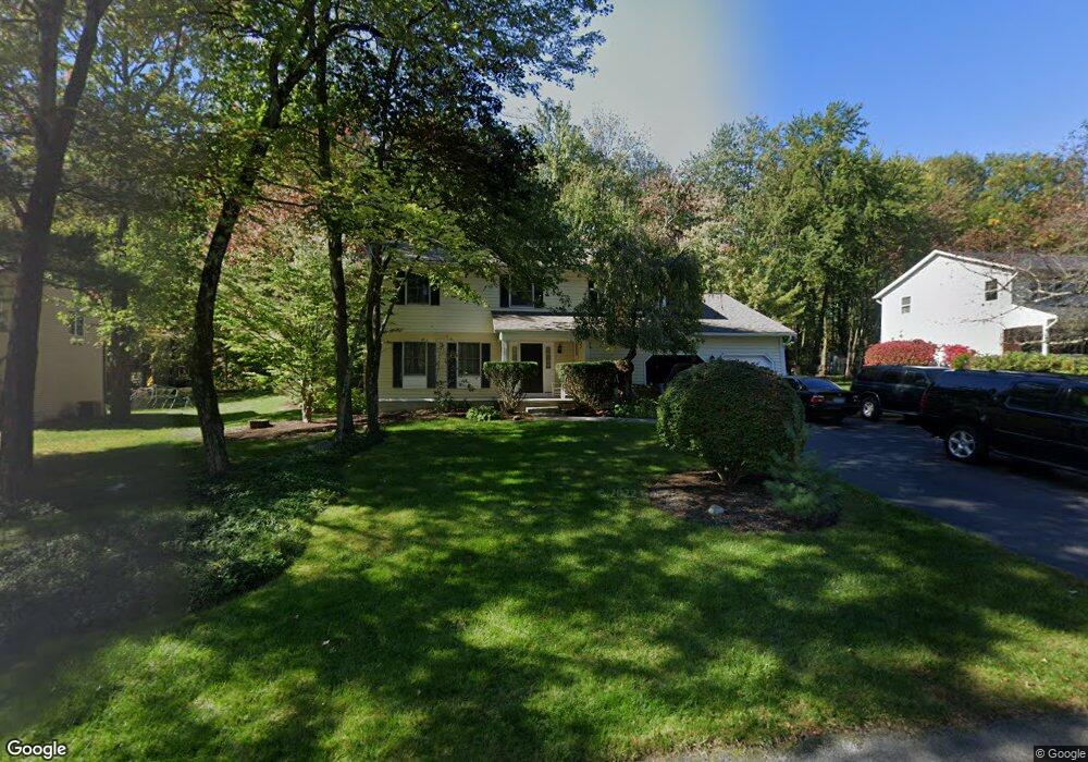 731 St Marks Ln, Schenectady, NY 12309 - photo 1